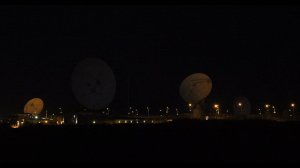 MV5BMjQwMzkzNTc3NV5BMl5BanBnXkFtZTgwOTM0ODM5MjE@._V1__SX961_SY565_