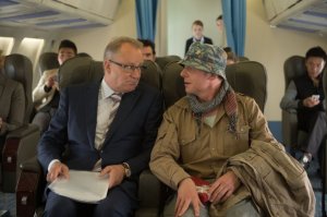 MV5BMjEyMDY0MzUyOF5BMl5BanBnXkFtZTgwMTAxNjA2MjE@._V1__SX961_SY565_