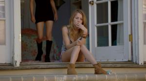 britt-robertson-ask-me-anything-2014-720p-webdl-cut-6