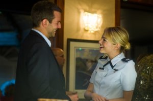 MV5BNTU2NTQ5MzMyM15BMl5BanBnXkFtZTgwNTA0NDQ3NTE@._V1__SX961_SY565_