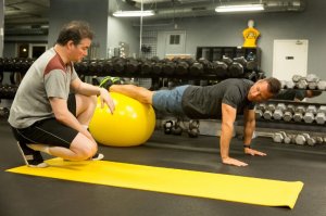 MV5BMTQ1MjQyMjAyNF5BMl5BanBnXkFtZTgwNjcwNjQ3NDE@._V1__SX1217_SY523_