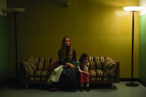 MV5BODY5MzgyNTIzOF5BMl5BanBnXkFtZTgwMjAyMzI5NjE@._V1__SX1217_SY523_