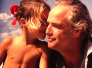 MV5BMTUwNTM0OTMzMF5BMl5BanBnXkFtZTgwMTkwODUwNDE@._V1__SX1217_SY523_